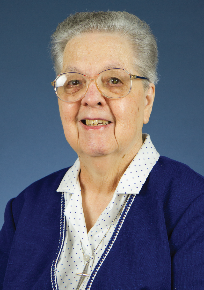 sister_joan_of_arc_englert_01_844x1200