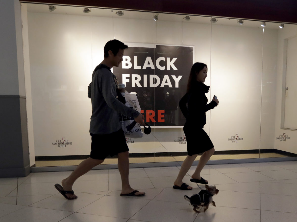 saks fifth avenue black friday